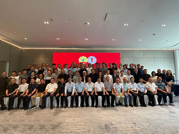 中國消防協(xié)會消防車泵裝備行業(yè)分會行業(yè)發(fā)展交流會在廣州成功召開